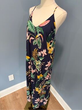 Old Navy Tropical Maxi Dress XL Navy Floral Palm Print Strappy Flowy Summer